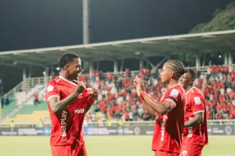 Uno de los partidos más atractivos de la fecha se disputó en el estadio Francisco Rivera Escobar de Palmira, donde América de Cali derrotó 4-2 a Junior en un encuentro con seis goles y dos expulsiones - Foto: América de Cali