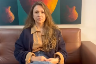Cristina Lombana rechazó públicamente las acusaciones y defendió la legalidad de sus decisiones. La magistrada sostuvo que sus actuaciones pueden ser sometidas a escrutinio técnico y ha insistido en que no existe nada en su trabajo que no pueda ser explicado dentro del marco jurídico - Foto: Captura Vídeo Cristina Lombana