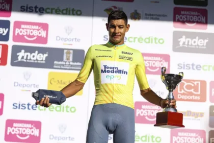 Con la cancelación de las etapas restantes, la clasificación general quedó definida después de la quinta jornada. El título fue para Diego Camargo, del Team Medellín EPM, quien había asumido el liderato precisamente tras ganar la etapa disputada entre Ibagué y el Alto del Sifón - Foto: Fedeciclismo