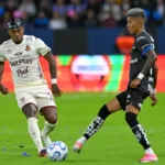 El balance de la serie dejó un 4-1 global a favor de Independiente del Valle. El 1-0 conseguido por los ecuatorianos en Colombia fue el primer golpe, mientras que el 3-1 de la vuelta terminó por confirmar su clasificación - Foto: X/@Libertadores