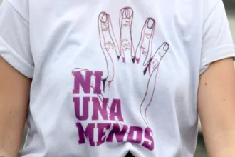 Para Volcánicas, el caso trasciende un homicidio común porque reflejaría una manifestación extrema de violencia basada en género. El colectivo señaló que este tipo de ataques responden a patrones en los que algunas mujeres son asesinadas por ejercer autonomía sobre su cuerpo, sus decisiones o sus relaciones sociales, especialmente cuando rechazan insinuaciones o propuestas masculinas. Esa interpretación corresponde a la posición de la organización y deberá ser valorada junto con las pruebas que recauden la Fiscalía y los jueces - Foto: Archivo/Ronald Cano