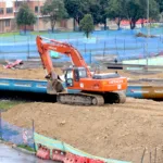 La Nueva Calle 13 fue estructurada inicialmente en cinco lotes. Los tramos 1 y 2 fueron adjudicados en 2023, mientras que los lotes 3 y 4 enfrentaron dificultades para atraer oferentes. La ausencia de propuestas llevó a que esos procesos fueran declarados desiertos en varias oportunidades entre 2022 y 2023, lo que retrasó la ejecución integral del megaproyecto - Foto: Archivo/Ronald Cano