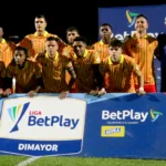 Si el Pereira tuviera que abandonar la Liga, aparecería entonces otro problema: qué hacer con el campeonato ya iniciado. No existe, al menos en las reglas ordinarias de la competencia, una disposición que permita afirmar que otro club ocuparía automáticamente su lugar. La Dimayor tendría que determinar el procedimiento aplicable - Foto: Archivo/Ronald Cano