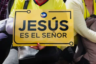 La controversia se ha intensificado porque el acuerdo no crea un Día de la Libertad Religiosa, sino específicamente un Día de la Oración. Aunque el articulado no menciona al catolicismo ni a ninguna iglesia en particular, sus críticos consideran que la oración tiene en Colombia una fuerte asociación cultural con las tradiciones cristianas - Foto: Archivo/Ronald Cano