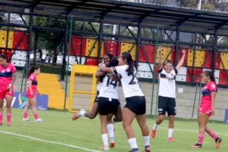 La insistencia local tuvo recompensa rápidamente. En el minuto 51, Selene Moreno apareció para marcar el segundo tanto de Internacional y ampliar la diferencia a 2-0 - Foto: Ronald Cano