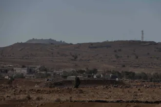 La reacción de Siria fue particularmente contundente. El Gobierno de Damasco rechazó categóricamente la decisión y sostuvo que los Altos del Golán constituyen una parte inseparable de su territorio. Además, anunció que recurrirá a los mecanismos diplomáticos y legales que considere necesarios para defender su soberanía - Foto: Anagha Subhash Nair/Syria Direct