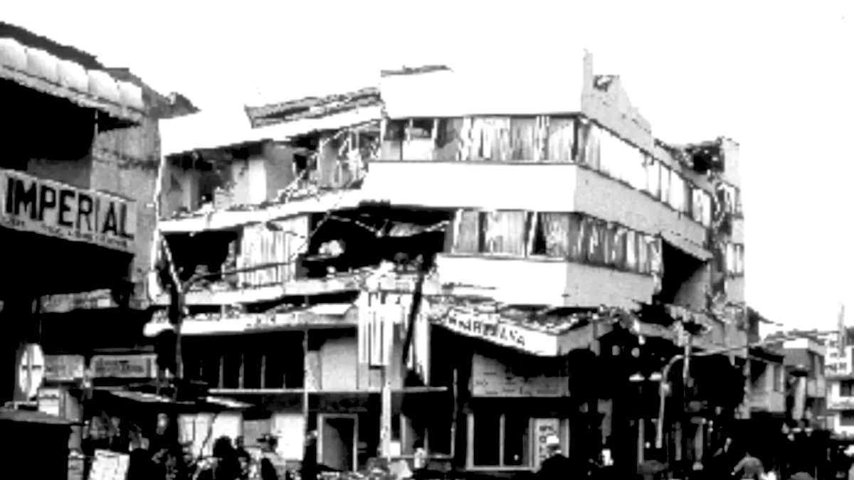 El terremoto de 1999 tuvo una magnitud de 6,2 y ocurrió el 25 de enero, con epicentro en el departamento del Quindío y una profundidad cercana a los 17 kilómetros. Armenia fue la ciudad más golpeada por aquel evento. El SGC registra para la capital quindiana 921 fallecidos y 5.377 heridos - Foto: Estrategia Internacional para la Reducción de Desastres Las Américas