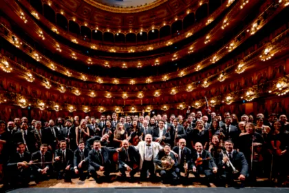 La presentación hace parte de la celebración por las nueve décadas de historia de la institución y propone un recorrido por diferentes expresiones de su repertorio artístico - Foto: Orquesta Sinfónica de Colombia