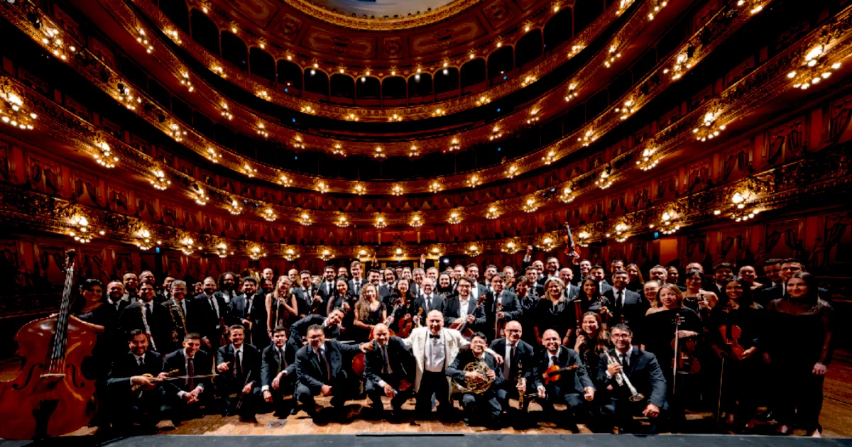 La presentación hace parte de la celebración por las nueve décadas de historia de la institución y propone un recorrido por diferentes expresiones de su repertorio artístico - Foto: Orquesta Sinfónica de Colombia