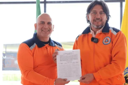 Como resultado del trabajo conjunto entre la Administración Distrital, la Alcaldía Local de Sumapaz, la Defensa Civil Colombiana y la comunidad, quedó conformado oficialmente el primer Comité de la Defensa Civil de Sumapaz, integrado por 15 voluntarios comunitarios - Foto: Alcaldía de Sumapaz