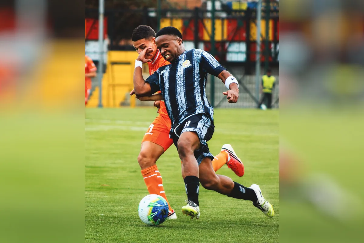 La remontada se completó en la segunda parte, cuando David Rativa apareció a los 61 minutos para anotar el 2-1 definitivo. Con el resultado, Tigres sumó tres puntos en una jornada en la que tuvo que recuperarse de un comienzo adverso - Foto: Daniel Góngora/Tigres FC