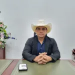 La pregunta adquirió relevancia después de que Cuestión Pública publicara una investigación titulada “¿Vigilar a las familias? Las verdaderas intenciones detrás de la ley de Alirio Barrera”. El planteamiento del medio no equivale a afirmar que el proyecto ya haya creado un sistema de vigilancia familiar, sino que pone bajo escrutinio la posibilidad de que las herramientas previstas para desarrollar la política pública terminen permitiendo algún tipo de seguimiento estatal - Foto: Senado