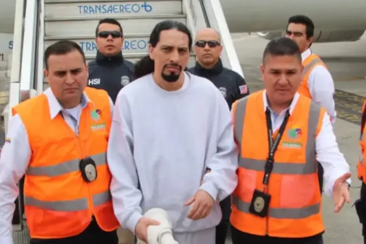 La retractación incluye otros señalamientos formulados meses atrás. Murcia negó ahora que De la Espriella hubiera recibido dinero incautado a DMG o que hubiera intervenido para perjudicar a sus abogados. También se apartó de versiones relacionadas con supuestos favores gubernamentales a la familia del entonces abogado - Foto: Migración Colombia