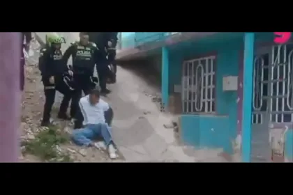 Balanta murió el 20 de septiembre de 2026 después de ser reducido por uniformados de la Policía Metropolitana de Soacha y trasladado posteriormente a un centro hospitalario. Según la Defensoría, habría llegado al centro asistencial sin signos vitales. La entidad subrayó que las circunstancias del procedimiento aún son materia de investigación - Foto: Captura Vídeo Redes Sociales