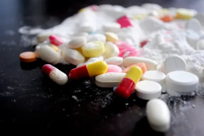 De los 2.042 usuarios encuestados a nivel nacional, el 87 % manifestó haber tenido problemas con la entrega de sus medicamentos. La principal dificultad identificada fue la falta de disponibilidad, señalada en el 61 % de los casos - Foto: Josué Goge