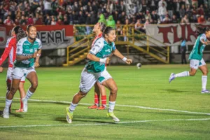 Deportivo Cali terminó con una victoria 3-2 que le permite llegar al partido de vuelta con un gol de ventaja en la serie - Foto: Deportivo Cali Femenino