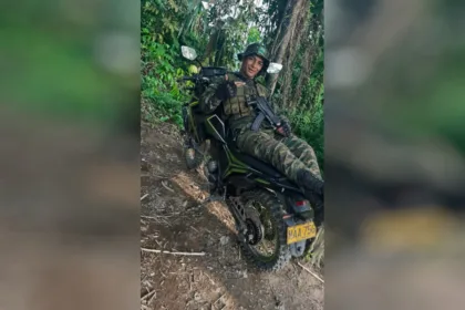 Pérez Toncel, ingresó a la estructura criminal alrededor de 2019 y habría comenzado como sicario al servicio de alias ‘Pinocho’, señalado como uno de los máximos jefes de las ACSN. Posteriormente ascendió dentro de la organización hasta convertirse en uno de sus principales cabecillas - Foto: Redes Sociales