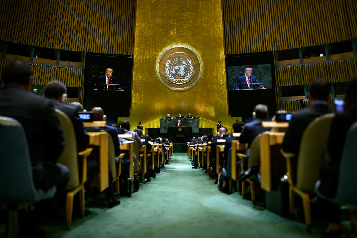 La salida fue formalizada entre el 17 y el 18 de septiembre de 2026, después de que la administración de Donald Trump anunciara en 2025 que Estados Unidos no buscaría continuar participando en el organismo - Foto: X/@WhiteHouse