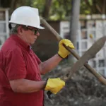 Desde el 21 de septiembre, Londoño trabaja en el cementerio San Antonio de Padua junto con otros integrantes del último secretariado de las Farc. Allí están Jaime Alberto Parra Rodríguez, Milton de Jesús Toncel Redondo, Pablo Catatumbo Torres Victoria, Pastor Lisandro Alape Lascarro, Julián Gallo Cubillos y Rodrigo Granda Escobar - Foto: JEP