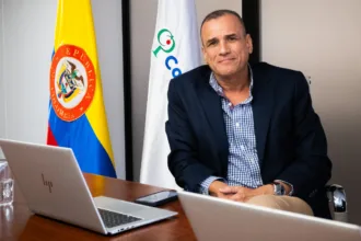 Montoya no alcanzará a regresar en calidad de presidente de Colpensiones. Un día después de su comparecencia, Presidencia anunció que De la Espriella había solicitado su renuncia y que el funcionario presentó la dimisión - Foto: Colpensiones