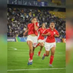 Así, la Liga Femenina tendrá nuevamente a Deportivo Cali e Independiente Santa Fe como protagonistas de la definición. Tanto Santa Fe como Cali son los equipos con más finales en la liga. Las leonas llegan a su séptima final y las vallunas llegan a su quinto encuentro finalista - Foto: Independiente Santa Fe Femenino