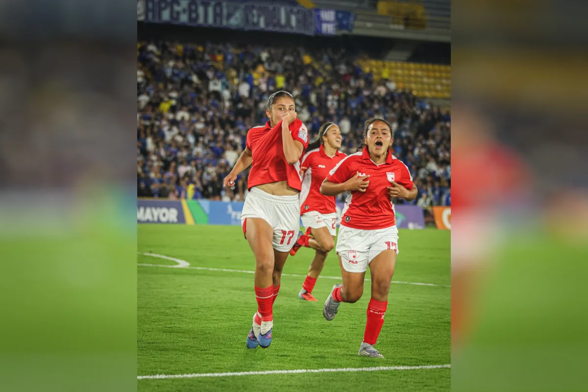 Así, la Liga Femenina tendrá nuevamente a Deportivo Cali e Independiente Santa Fe como protagonistas de la definición. Tanto Santa Fe como Cali son los equipos con más finales en la liga. Las leonas llegan a su séptima final y las vallunas llegan a su quinto encuentro finalista - Foto: Independiente Santa Fe Femenino