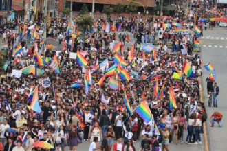 El riesgo para la población LGBTIQ+, en consecuencia, no consiste en una pérdida automática de derechos como consecuencia de abandonar la coalición. El riesgo potencial está en otro nivel: que una reducción de la prioridad política termine acompañada, en el futuro, por menor participación institucional, cooperación o interlocución internacional en estos asuntos - Foto: Archivo/Ronald Cano