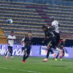 Inter mantuvo el control del resultado y encontró otro gol en el tramo final. Al minuto 86, Yojan Garcés apareció para marcar y sentenciar el triunfo del equipo bogotano - Foto: Ronald Cano
