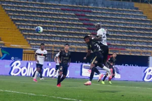 Inter mantuvo el control del resultado y encontró otro gol en el tramo final. Al minuto 86, Yojan Garcés apareció para marcar y sentenciar el triunfo del equipo bogotano - Foto: Ronald Cano