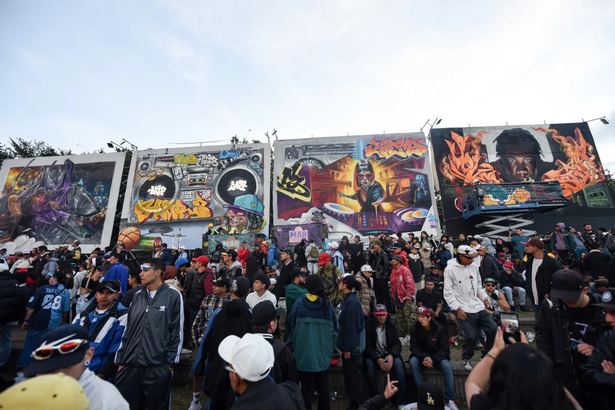 "La gran mayoría de los asistentes, calculados en más de 73 mil personas, disfrutaron de dos jornadas que garantizaron el ejercicio de los derechos culturales de quienes se identifican con la fuerza de la cultura del hip hop en nuestra ciudad", señala María Claudia Parias, directora del Instituto Distrital de las Artes - Idartes - Foto: @mucha_india_