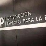 La JEP sostiene que quitarle $100.000 millones equivaldría a reducir en cerca de 62 % los recursos proyectados para 2027. Además, afirma que arrastra una desfinanciación acumulada de $84.663 millones. Estas cifras corresponden a la posición institucional de la jurisdicción frente a la propuesta y deben ser examinadas junto con la ejecución presupuestal y las obligaciones concretas que tendría que cubrir - Foto: JEP