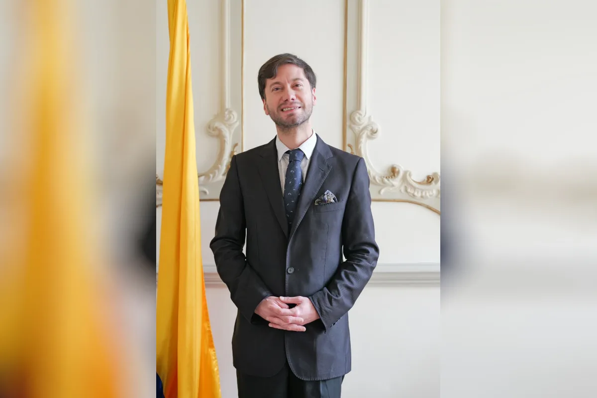 La llegada de un director con una trayectoria vinculada a la literatura hispánica hace especialmente relevante observar cómo se articularán esas dos dimensiones. Su formación y experiencia cultural no implican por sí mismas un cambio de orientación, pero permiten plantear una pregunta sobre las prioridades que tendrá la nueva dirección - Foto: Ministerio de Cultura