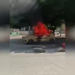 La situación escaló con ataques contra vehículos. Reportes de prensa registraron la quema de buses, camiones y otros automotores, además de bloqueos y amenazas dirigidas contra comerciantes y transportadores - Foto: Redes Sociales