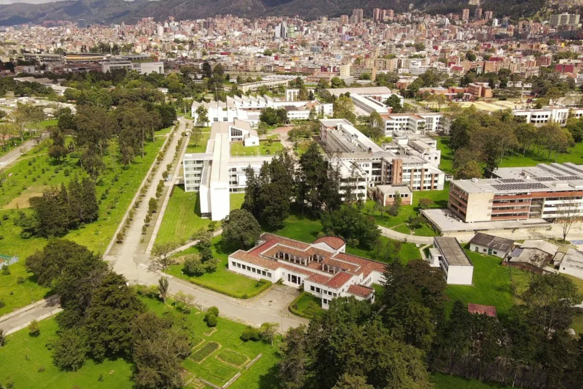 La disminución de aspirantes tampoco significa que la Universidad Nacional se esté quedando sin estudiantes. Mario Alberto Pérez, director Nacional de Admisiones, ha explicado que la matrícula se ha mantenido estable y que continúa existiendo suficiente demanda para cubrir los cupos ofrecido - Foto: Universidad Nacional