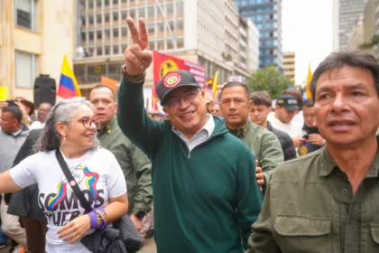 La convocatoria de Petro busca dar alcance nacional a las manifestaciones. El mandatario invitó a los trabajadores y a otros sectores sociales a movilizarse en Bogotá y pidió que las concentraciones se desarrollen de manera pacífica - Foto: Archivo/Presidencia