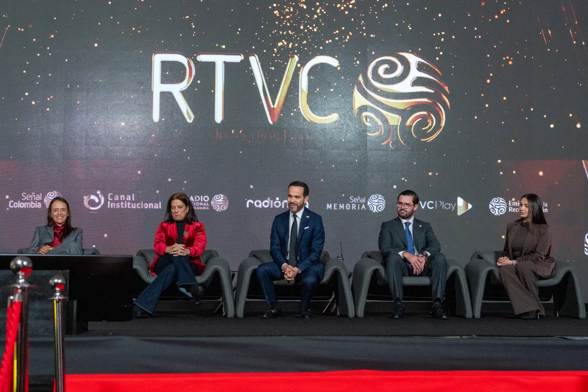 En el lanzamiento, el presidente sostuvo que la televisión pública no debe estar al servicio del mandatario de turno, de un partido ni de una sola manera de pensar. Aseguró que los contenidos deben representar tanto a quienes respaldan al Gobierno como a quienes están en la oposición. También anunció una programación centrada en historia, producción nacional, contenidos infantiles y juveniles, deporte, cine, cultura y memoria audiovisual - Foto: Presidencia