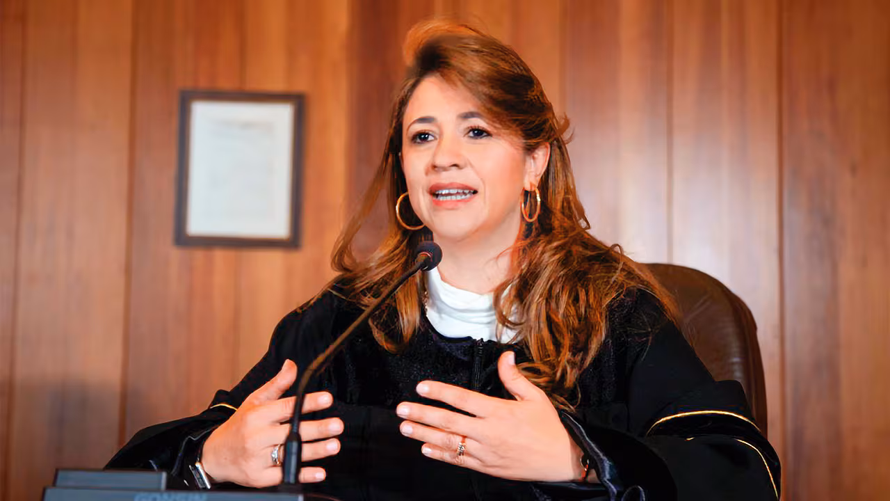 La salida de Lombana de la Corte ya estaba prevista. El 17 de septiembre, la Sala Plena eligió a los cinco magistrados que ocuparán las vacantes de la Sala Especial de Instrucción, entre ellas la que dejará Lombana. Para reemplazarla fue seleccionada Andrea Nataly Bermúdez Sánchez - Foto: Corte Suprema de Justicia