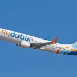 El Boeing 737 había despegado del Aeropuerto Internacional de Dubái con destino al aeropuerto Ben Gurion, en Israel. A bordo viajaban 174 pasajeros y ocho integrantes de la tripulación, según las autoridades saudíes - Foto: UB-TY144