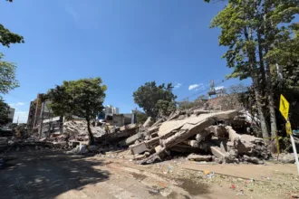 El 2 de octubre, CAMBIO reveló que el Fondo Milagro todavía no había comenzado operaciones y que no se había transferido un solo peso de los $624.656 millones destinados a la reconstrucción. La información apareció apenas cinco días antes del nuevo anuncio gubernamental sobre la entrada en funcionamiento de la fiduciaria - Foto: World Central Kitchen
