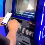 Para facilitar su adopción, la administración salvadoreña lanzó Chivo Wallet, una billetera digital estatal, y ofreció un incentivo de US$30 a quienes la descargaran. Además, creó un fideicomiso de US$150 millones para poner en marcha el sistema y destinó otros US$50 millones a cajeros y componentes logísticos - Foto: Redes Sociales