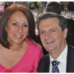 Camargo es esposa de Fernando Londoño Hoyos, exministro del Interior y de Justicia durante el gobierno de Álvaro Uribe y director del programa radial La Hora de la Verdad - Foto: Redes Sociales