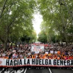 El problema es particularmente visible en las grandes ciudades, donde el crecimiento de los precios ha coincidido con una oferta limitada de vivienda asequible. Madrid y Barcelona se encuentran entre los mercados donde la presión sobre los hogares ha adquirido mayor dimensión - Foto: X/ @UpsideSiteDown
