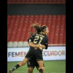 La victoria representa un paso importante para las Leonas, que tienen antecedentes destacados en la competición. Santa Fe fue subcampeón de la Libertadores Femenina en 2021 y 2024, en ambas ocasiones detrás de Corinthians. El conjunto bogotano busca convertir esa experiencia internacional en una campaña que le permita llegar nuevamente a las instancias decisivas y pelear por el primer título continental de su historia - Foto: Independiente Santa Fe Femenino
