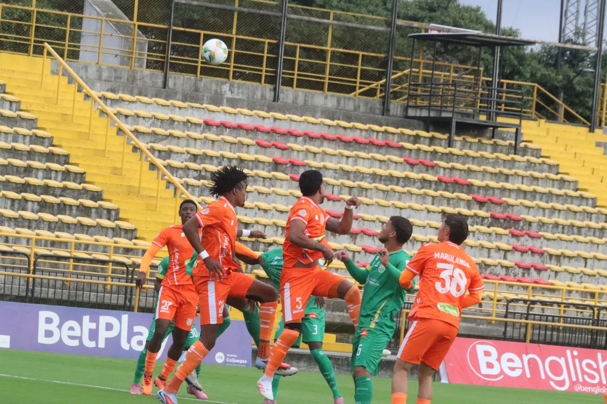 La definición del segundo semestre también tendrá consecuencias en la pelea por el ascenso. El campeón del Torneo BetPlay 2026-II se enfrentará a Envigado, ganador del primer campeonato del año, en la final que determinará uno de los cupos para jugar en la máxima categoría del fútbol colombiano - Foto: Archivo/Ronald Cano
