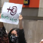 También podrían surgir dificultades en la prestación de servicios de salud. Si una eventual política derivada de la declaración generara barreras para acceder a procedimientos legalmente permitidos, las consecuencias podrían afectar especialmente a las mujeres con menos recursos económicos o que viven en zonas con menor disponibilidad de servicios especializados - Foto: Archivo/Ronald Cano