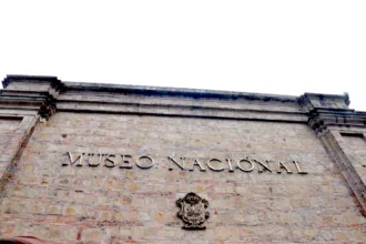 En el documento, dirigido a la ciudadanía y a la ministra de Cultura, las instituciones defendieron el papel de los museos como espacios para conocer la complejidad de la historia nacional, incluidas las experiencias que generan incomodidad, desacuerdo o dificultades para la sociedad - Foto: Archivo/Ronald Cano