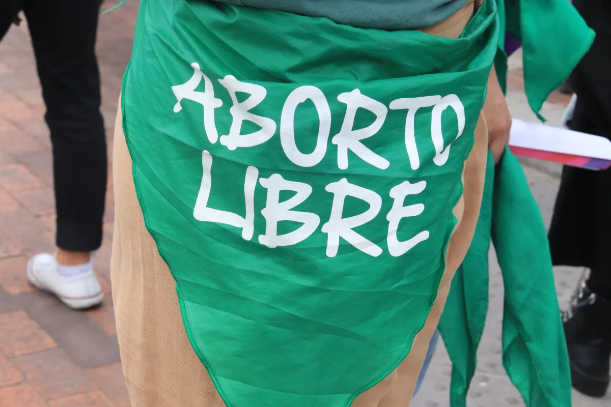La jurisprudencia más reciente muestra que el tribunal tampoco ha abandonado el desarrollo de los derechos reproductivos. En la sentencia T-031 de 2026, la Corte vinculó la decisión de tener o no tener hijos con la libertad reproductiva y señaló que la autodeterminación reproductiva comprende, entre otros aspectos, el acceso a información y métodos anticonceptivos, la no interferencia en las decisiones reproductivas y la atención obstétrica oportuna y libre de violencia - Foto: Archivo/Ronald Cano