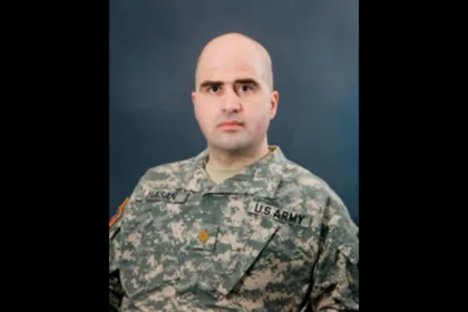 El 5 de noviembre de 2009, Hasan abrió fuego en el Centro de Procesamiento de Preparación de Soldados de Fort Hood. Doce de las 13 personas asesinadas eran militares; entre las 32 personas heridas también había integrantes de las Fuerzas Armadas. El ataque se convirtió en uno de los episodios más mortíferos ocurridos dentro de una instalación militar estadounidense - Foto: U.S. Army