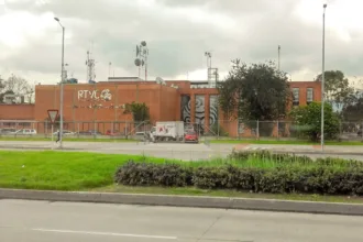 La cuestión central es si el regreso de RTVC forma parte de la reorganización institucional impulsada por el Gobierno de Abelardo de la Espriella o si también responde a una intención de marcar distancia con las decisiones simbólicas de su antecesor, Gustavo Petro - Foto: Archivo/EEIM