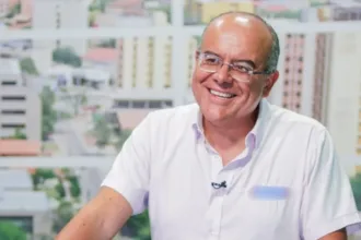 Orrego no aceptó los cargos y se declaró inocente. La imputación formaliza la atribución de los delitos dentro del proceso penal, pero no constituye una declaración de culpabilidad. La responsabilidad del periodista deberá establecerse a partir de las pruebas y de las decisiones que adopten las autoridades judiciales - Foto: Uniautónoma